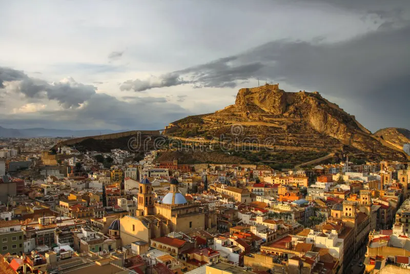 Alicante desde las alturas: los mejores miradores de la ciudad