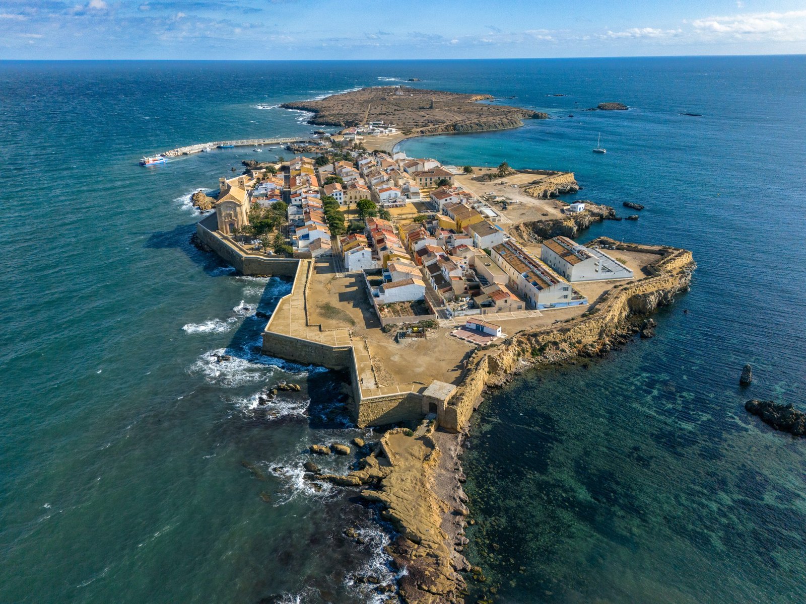 Isla de Tabarca: cómo llegar, qué ver y consejos para disfrutarla al máximo